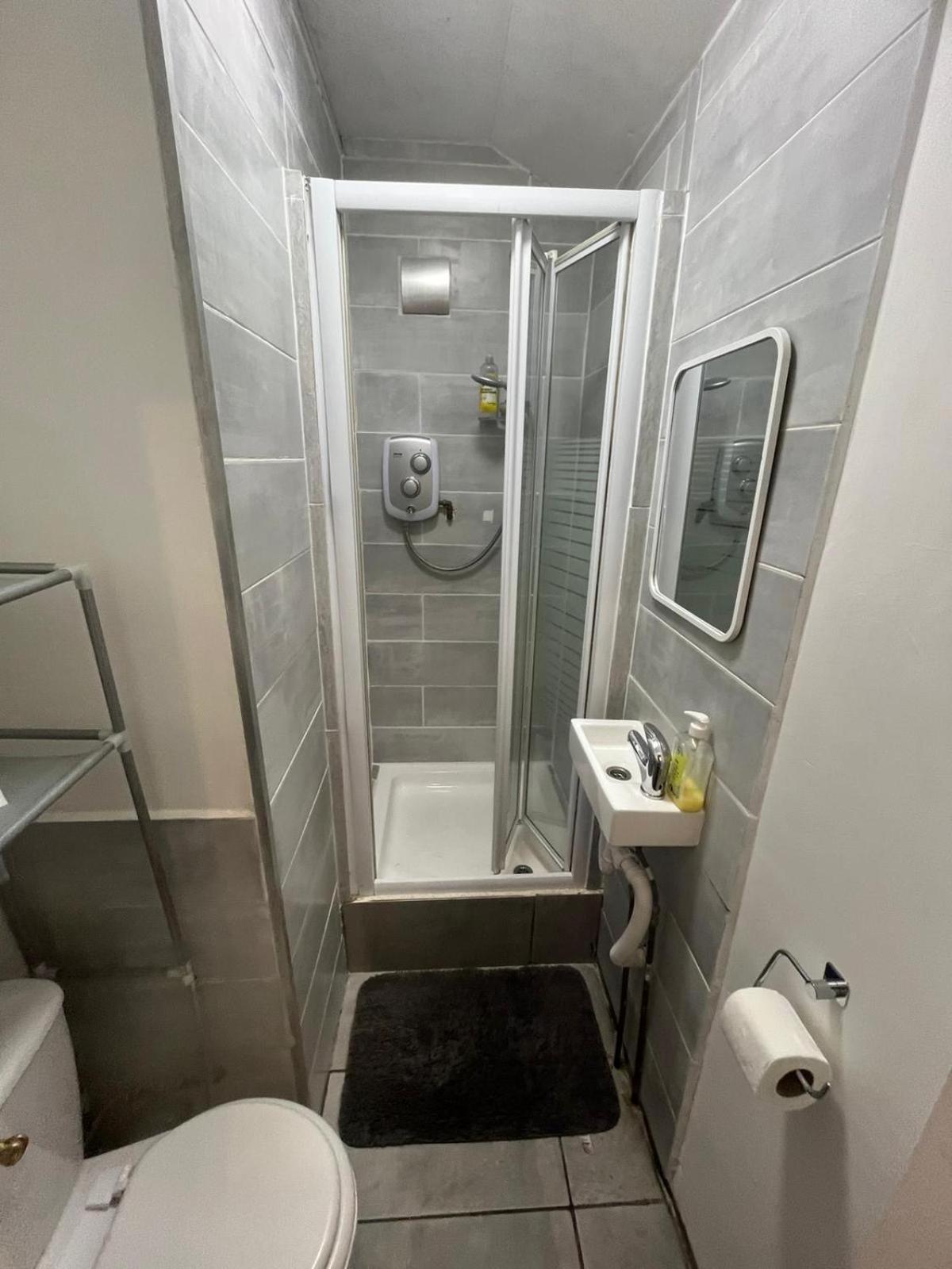E3 Apartament *